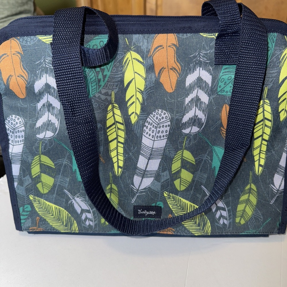 31 Thirty-One Utility Tote Bag Blue Feather 3 Open Pocket Double Handle Small
